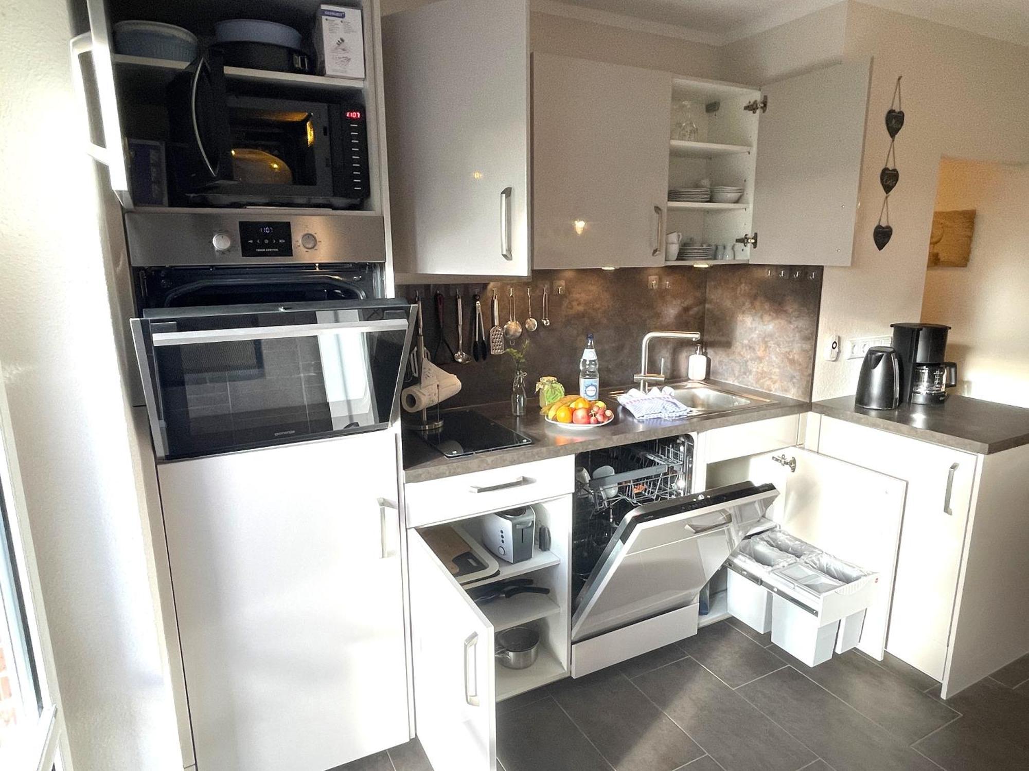 Segelund - Zeit Fuer Uns- Ruhige Und Sonnige Ferienwohnung Mit Terrasse Und Garten Nahe Strand Und Ostsee Schonhagen  Ngoại thất bức ảnh
