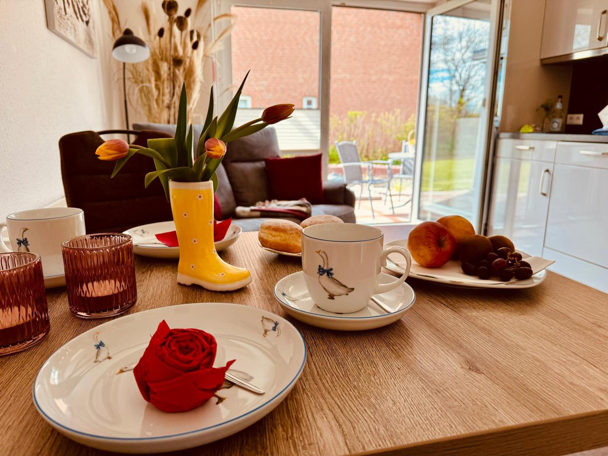 Segelund - Zeit Fuer Uns- Ruhige Und Sonnige Ferienwohnung Mit Terrasse Und Garten Nahe Strand Und Ostsee Schonhagen  Ngoại thất bức ảnh