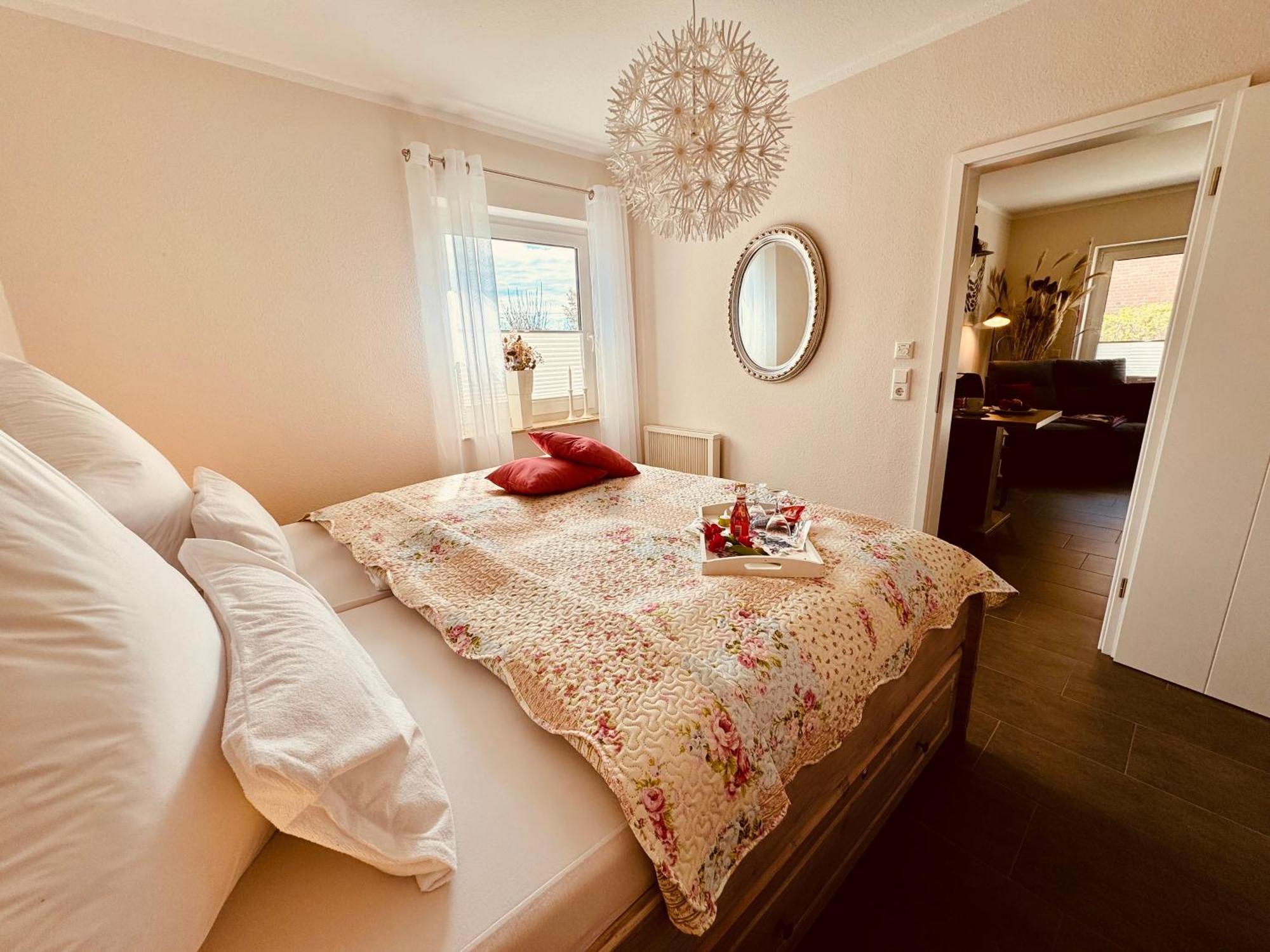 Segelund - Zeit Fuer Uns- Ruhige Und Sonnige Ferienwohnung Mit Terrasse Und Garten Nahe Strand Und Ostsee Schonhagen  Ngoại thất bức ảnh